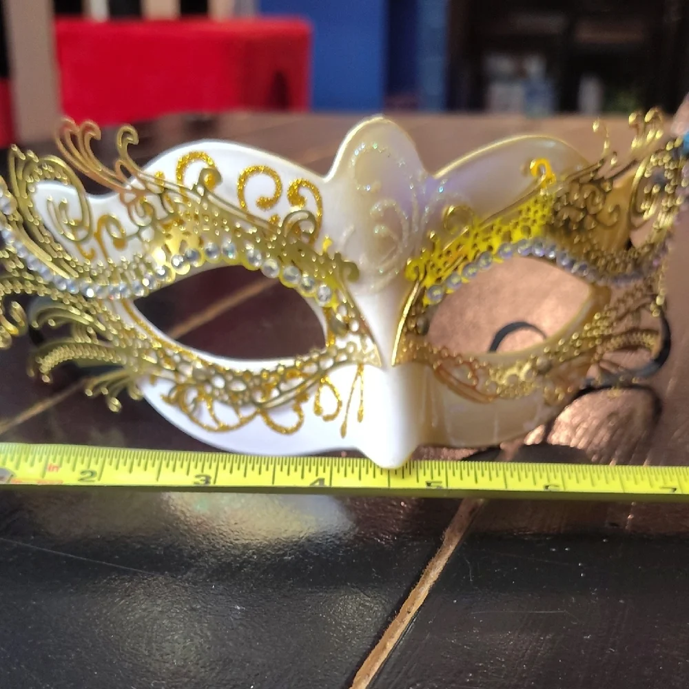 Elegant Gold and White Masquerade Face Mask